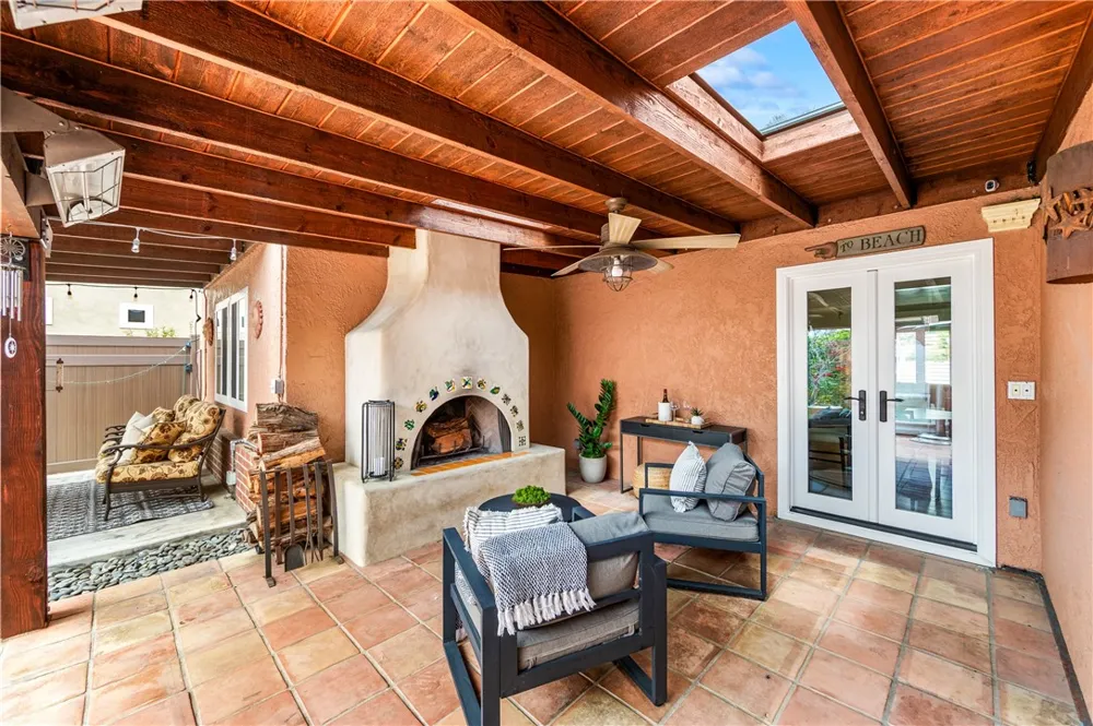312 15th Seal Beach, CA 90740