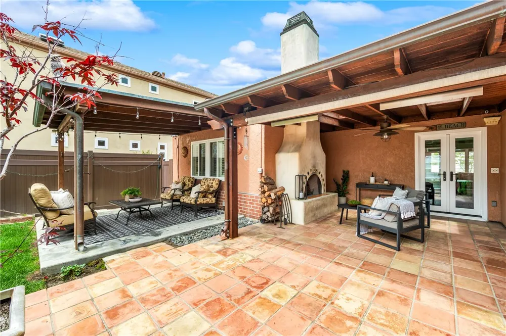 312 15th Seal Beach, CA 90740