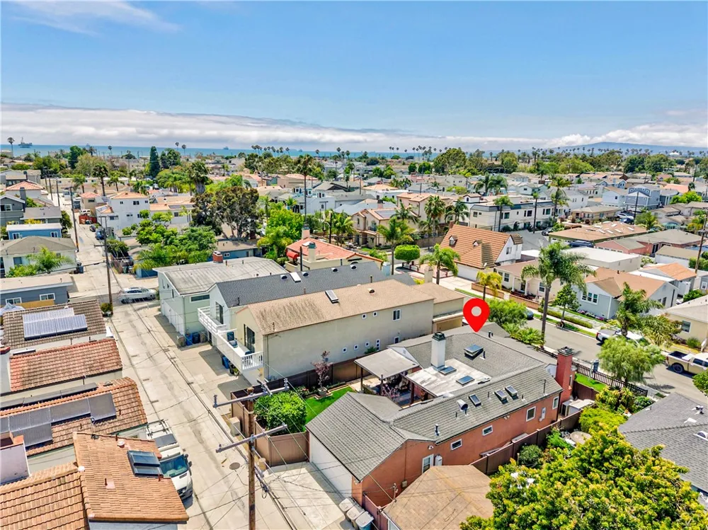 312 15th Seal Beach, CA 90740