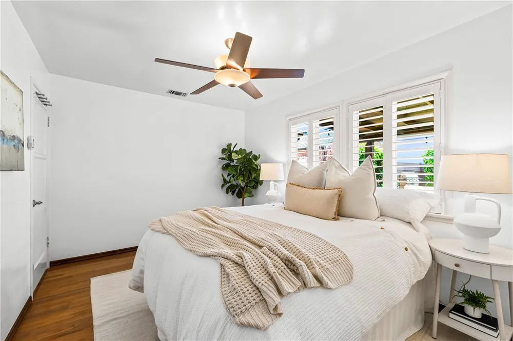 312 15th Seal Beach, CA 90740