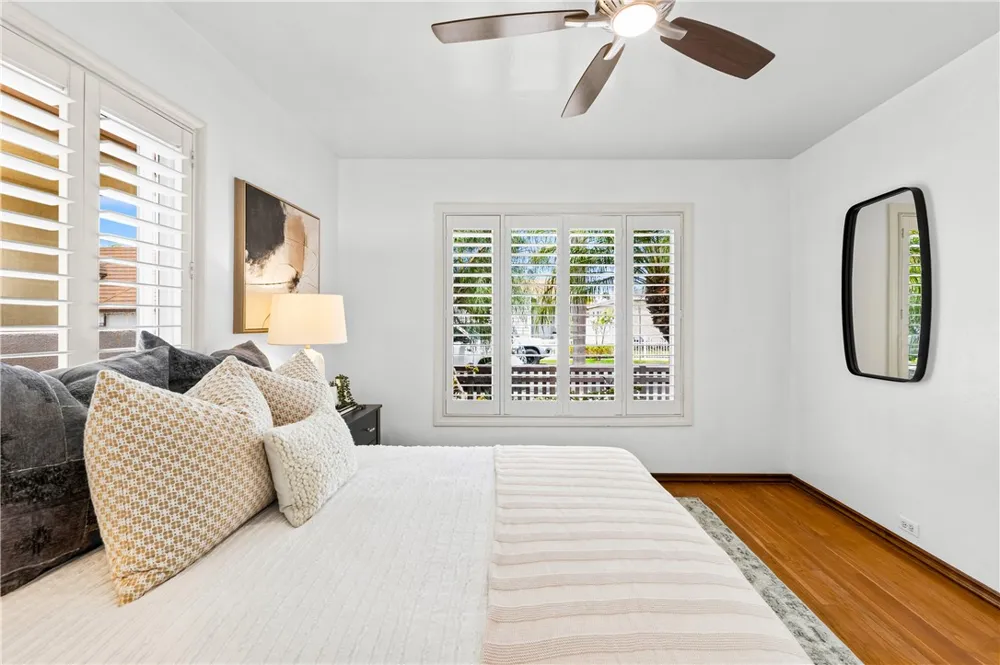 312 15th Seal Beach, CA 90740