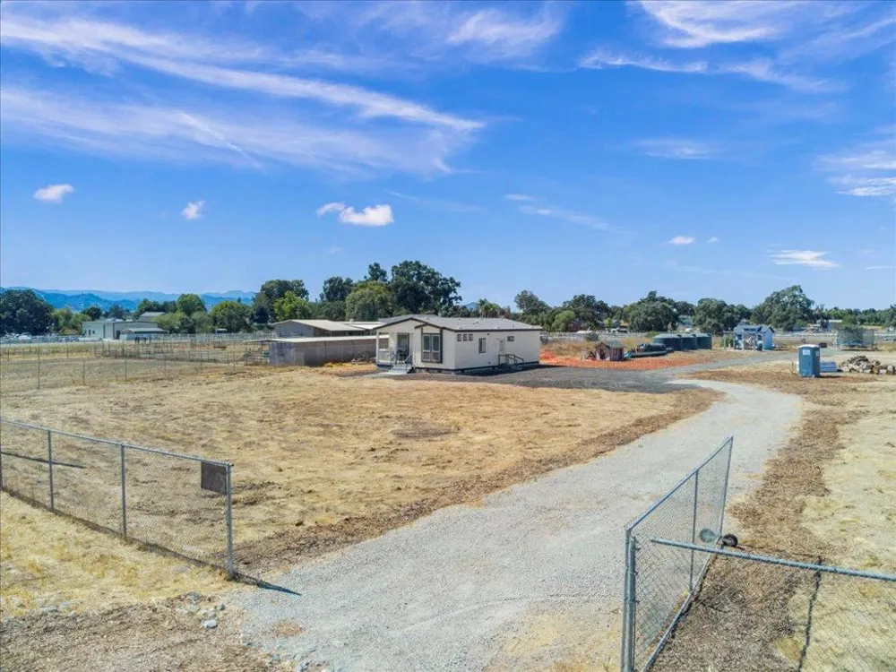 2055 Rucker Avenue Gilroy, CA 95020