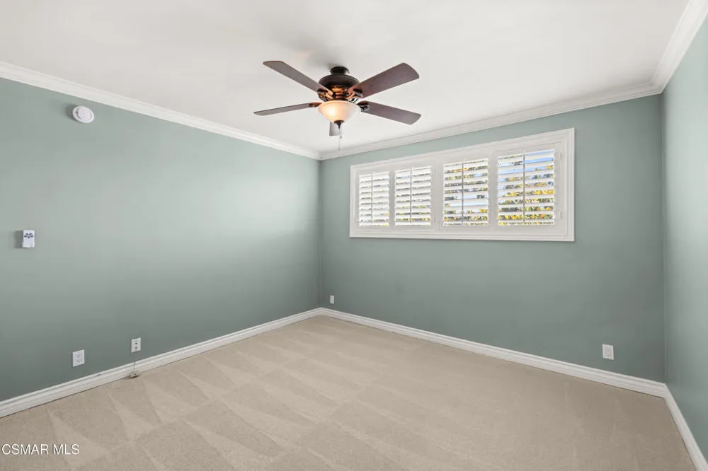 4950 Louise Avenue #301 Encino, CA 91316