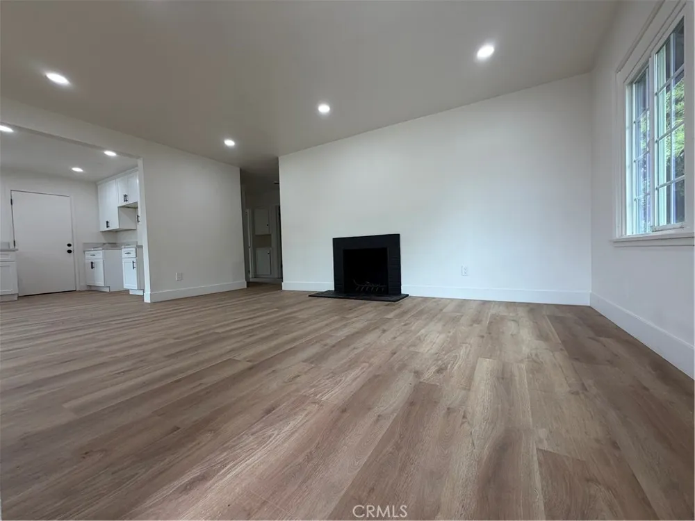 1275 W Marshall San Bernardino, CA 92405