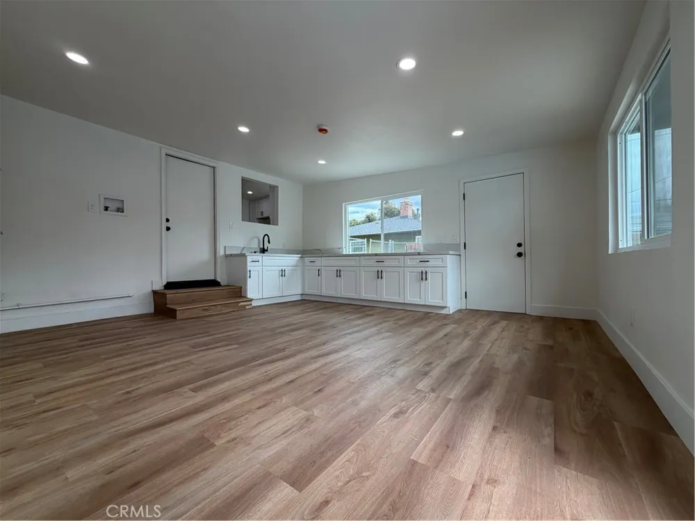 1275 W Marshall San Bernardino, CA 92405