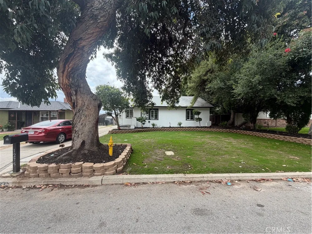 1275 W Marshall San Bernardino, CA 92405