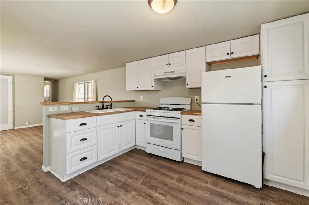 54999 Martinez Trail #20 Yucca Valley, CA 92284