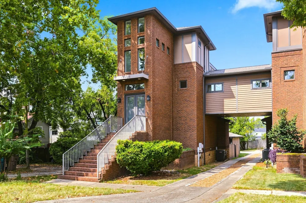 928 Caruthers Ave Nashville, TN 37204
