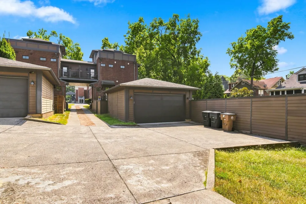 928 Caruthers Ave Nashville, TN 37204