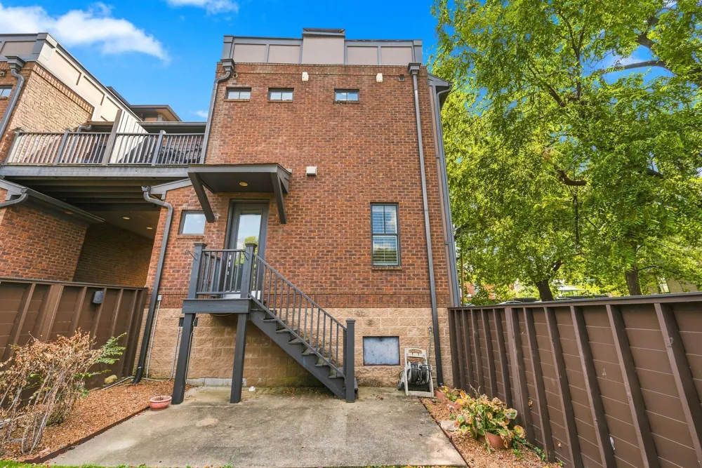 928 Caruthers Ave Nashville, TN 37204
