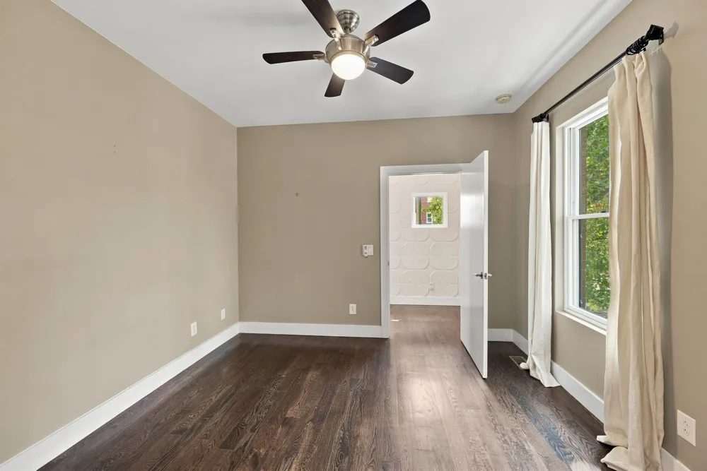 928 Caruthers Ave Nashville, TN 37204