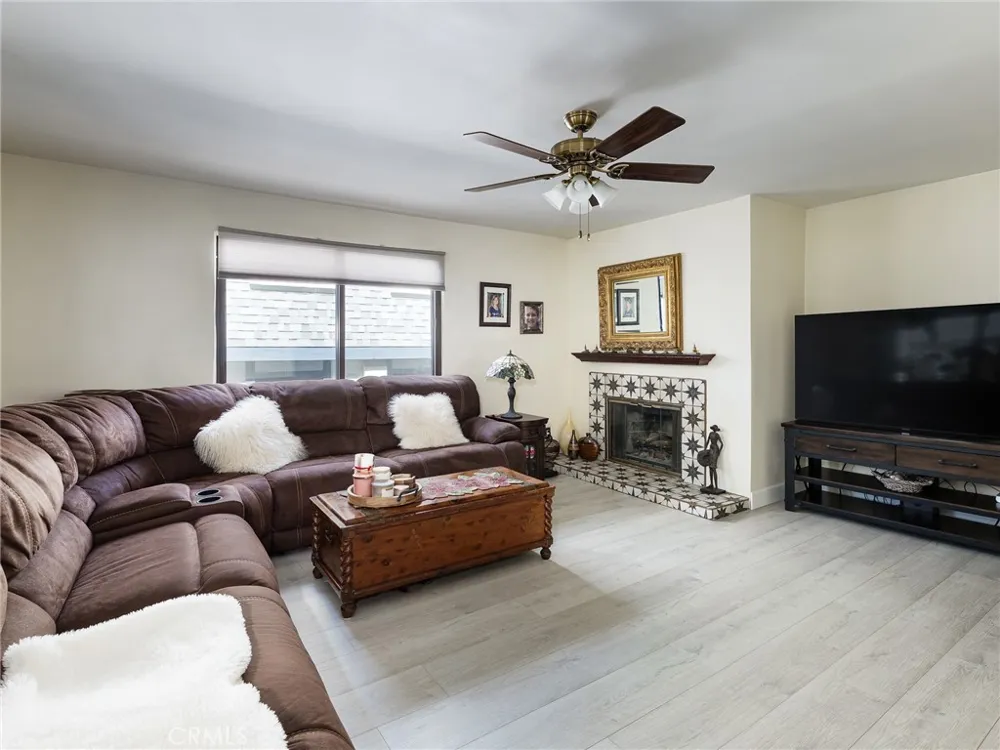 212 E Imperial Avenue #E El Segundo, CA 90245