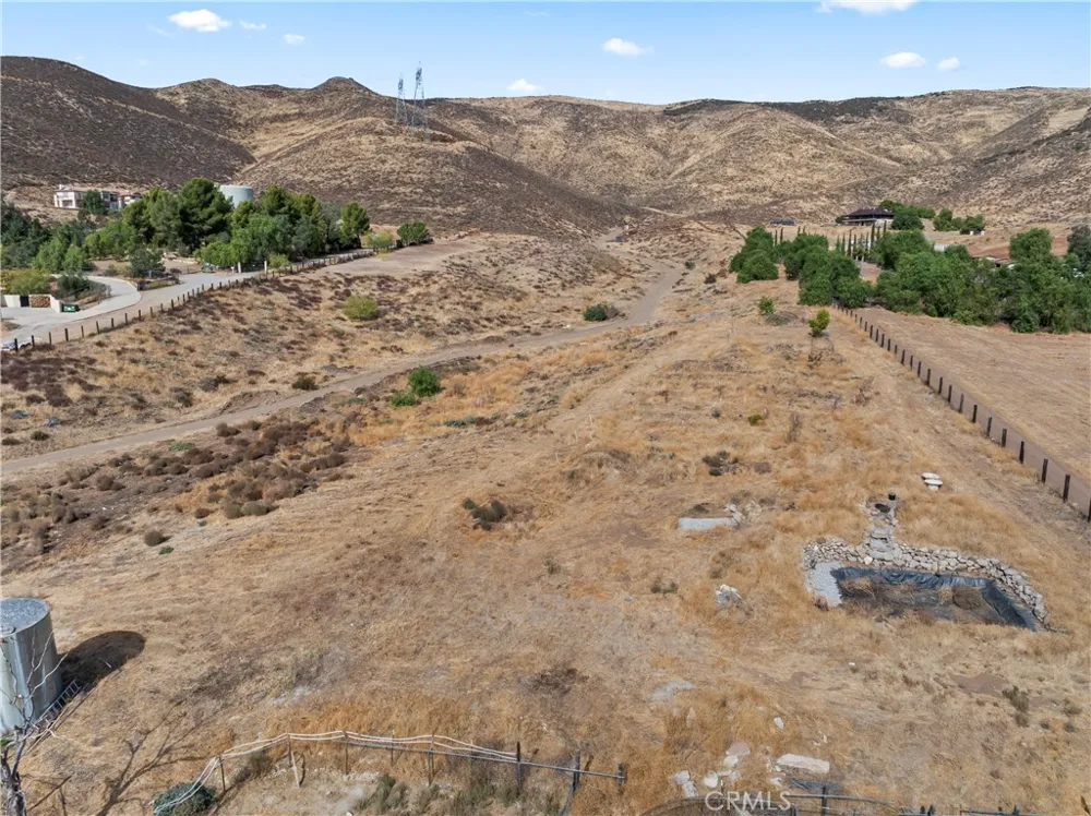 35640 Dormer Road Agua Dulce, CA 91390