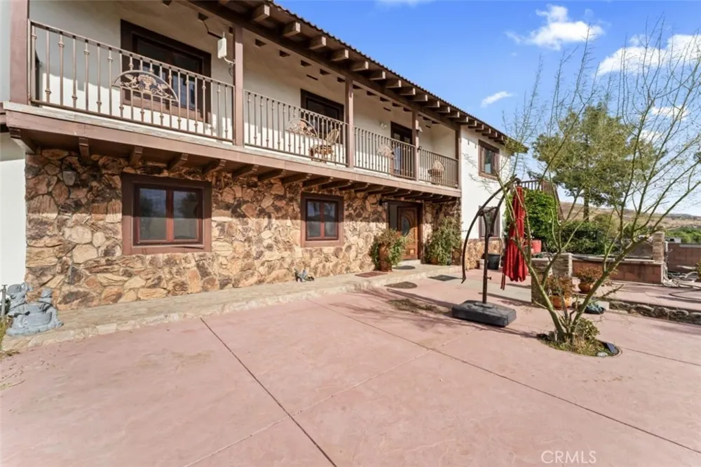 35640 Dormer Road Agua Dulce, CA 91390