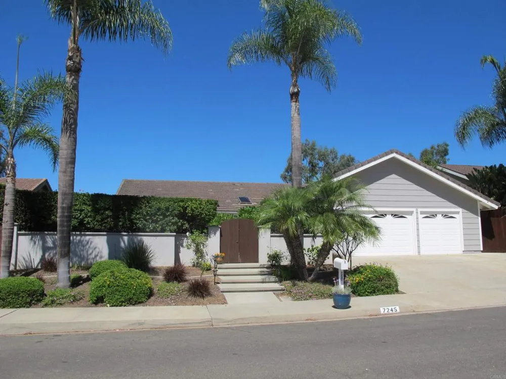 7245 Carpa Court Carlsbad, CA 92009