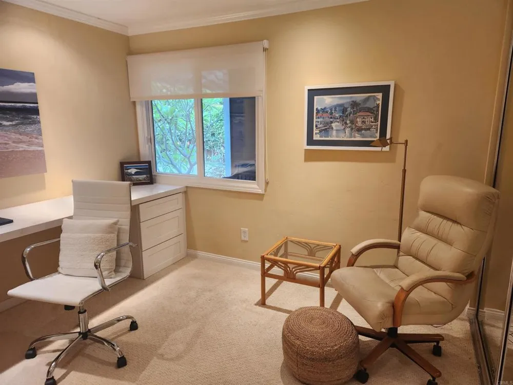 7245 Carpa Court Carlsbad, CA 92009
