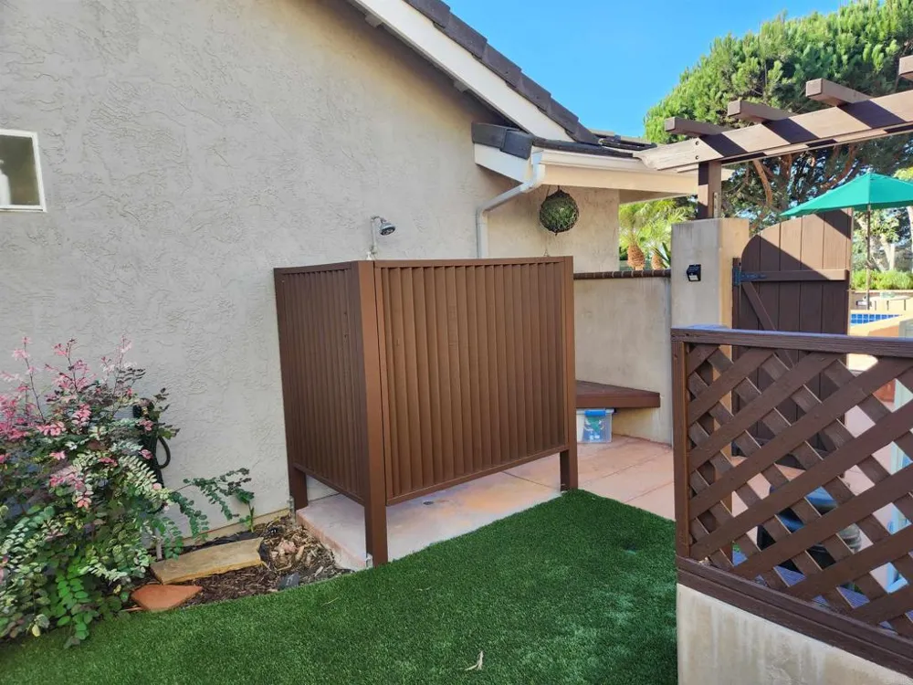 7245 Carpa Court Carlsbad, CA 92009