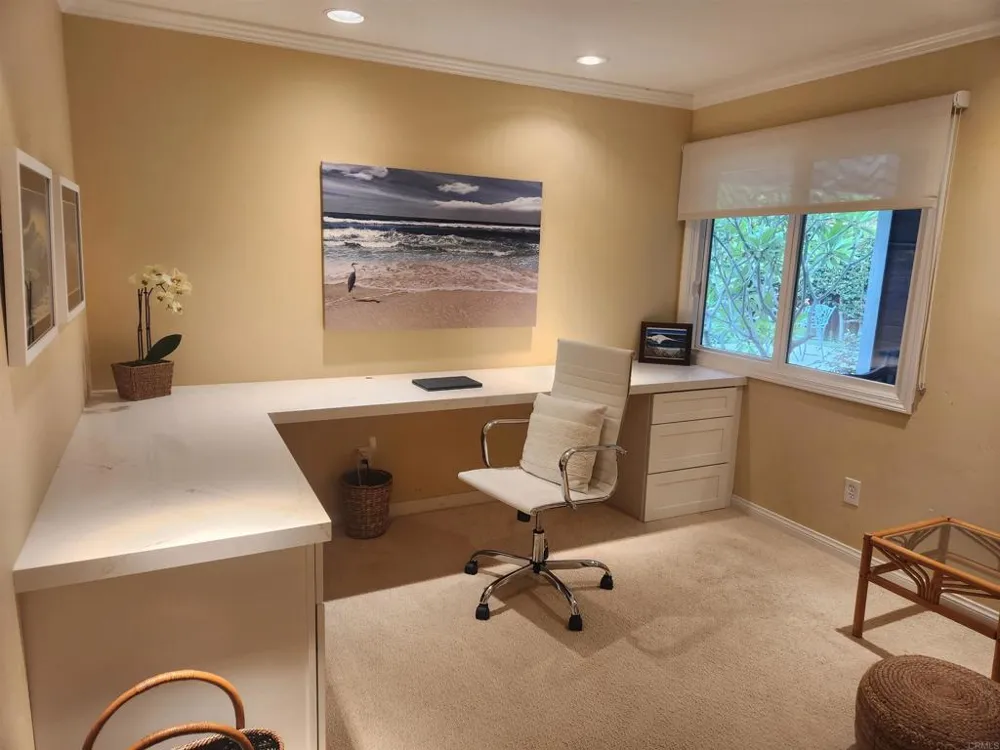 7245 Carpa Court Carlsbad, CA 92009
