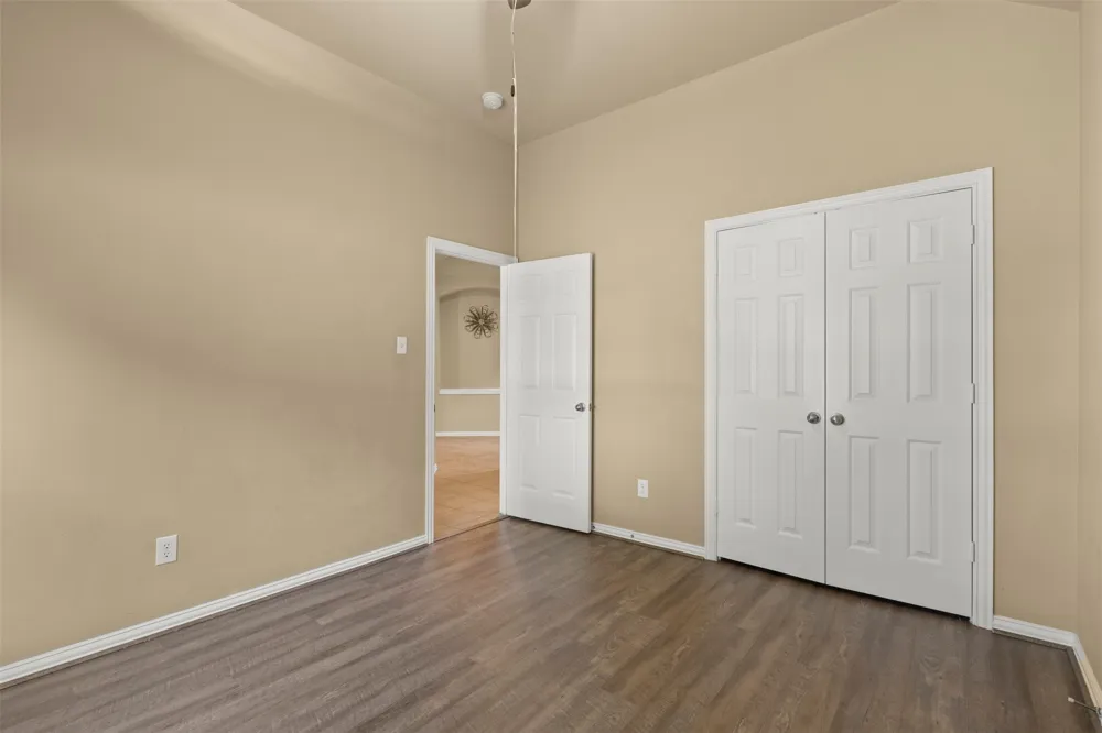 9413 Granger Lane Fort Worth, TX 76244