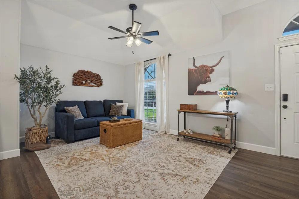8317 Trail Lake Drive Rowlett, TX 75088