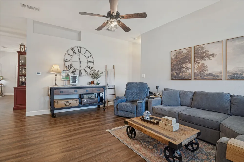 8317 Trail Lake Drive Rowlett, TX 75088