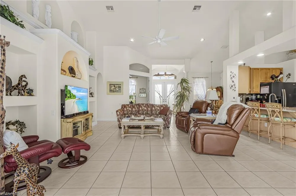 3201 SW 4th Lane Cape Coral, FL 33991