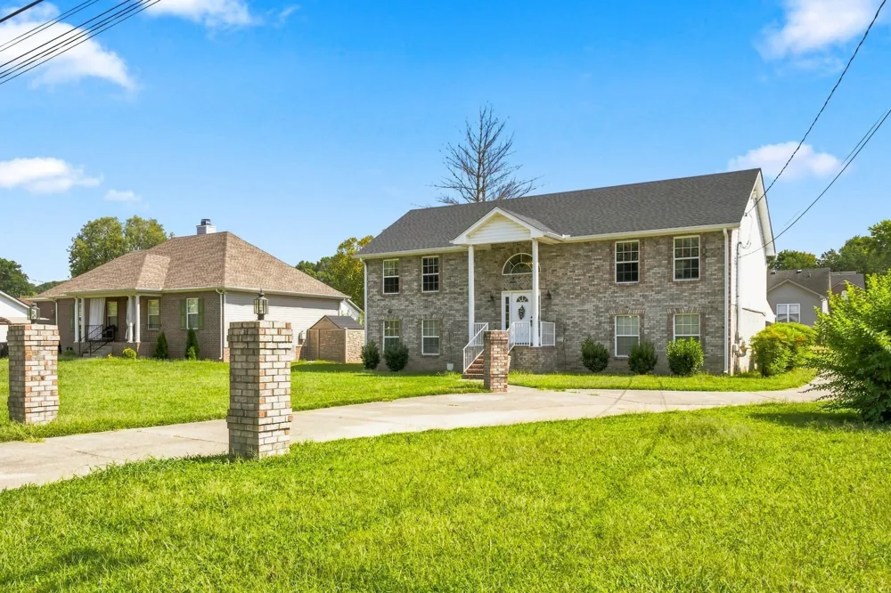 1098 Williamson Rd Goodlettsville, TN 37072