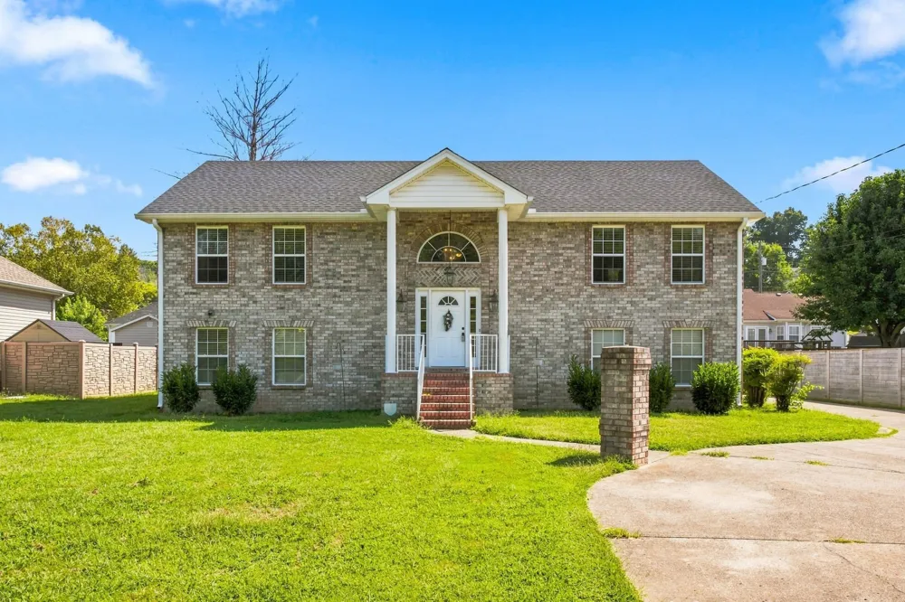 1098 Williamson Rd Goodlettsville, TN 37072