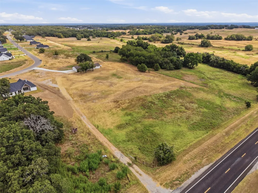 1024 Arbor Vista Drive Azle, TX 76020