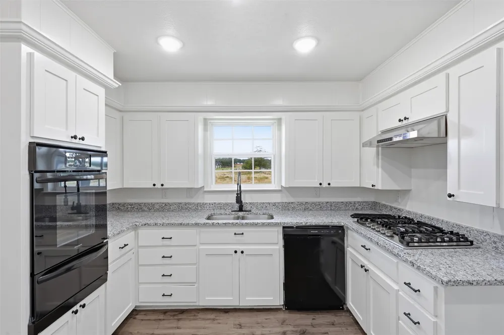 1024 Arbor Vista Drive Azle, TX 76020