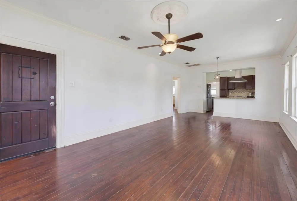 1012 Fulton Avenue San Antonio, TX 78201