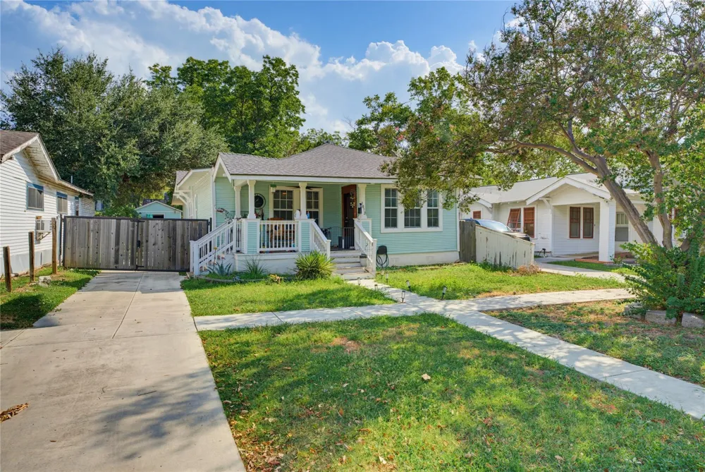 1012 Fulton Avenue San Antonio, TX 78201