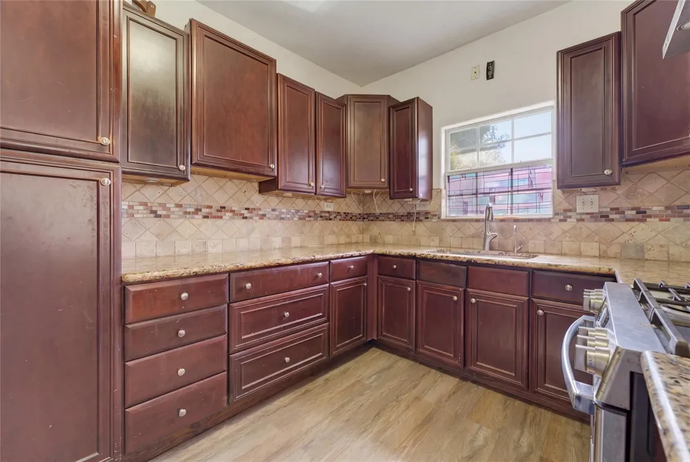 1012 Fulton Avenue San Antonio, TX 78201