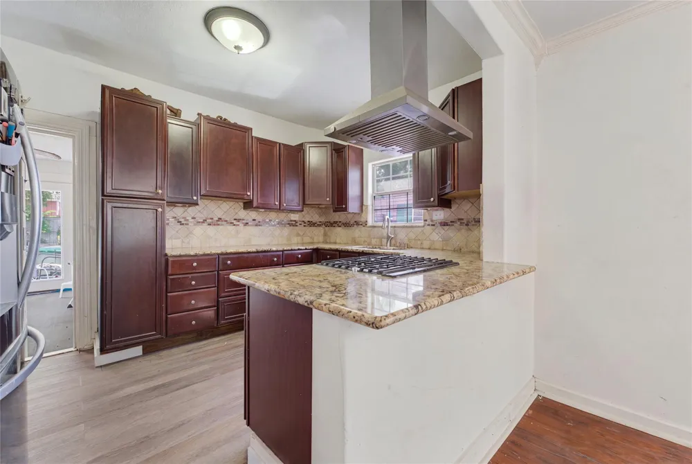 1012 Fulton Avenue San Antonio, TX 78201