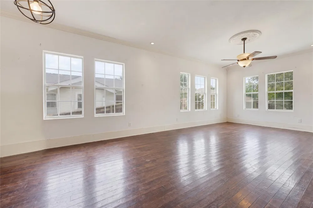 1012 Fulton Avenue San Antonio, TX 78201