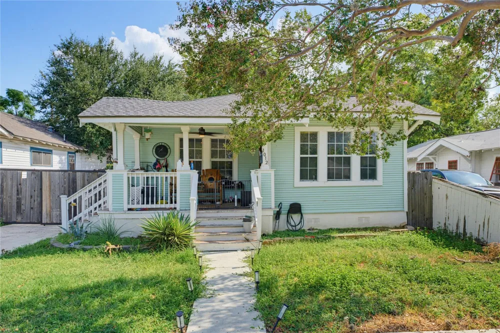 1012 Fulton Avenue San Antonio, TX 78201