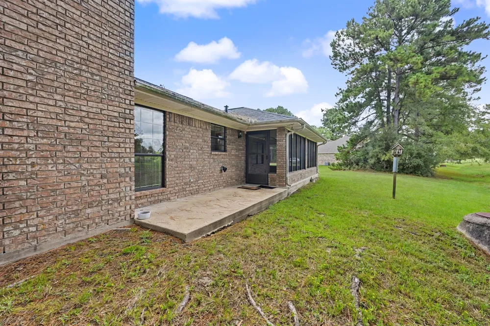 20 Shallow Springs Trinity, TX 75862