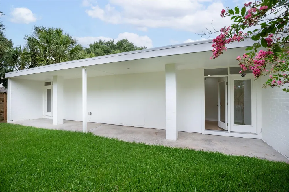 10211 Willowgrove Drive Houston, TX 77035