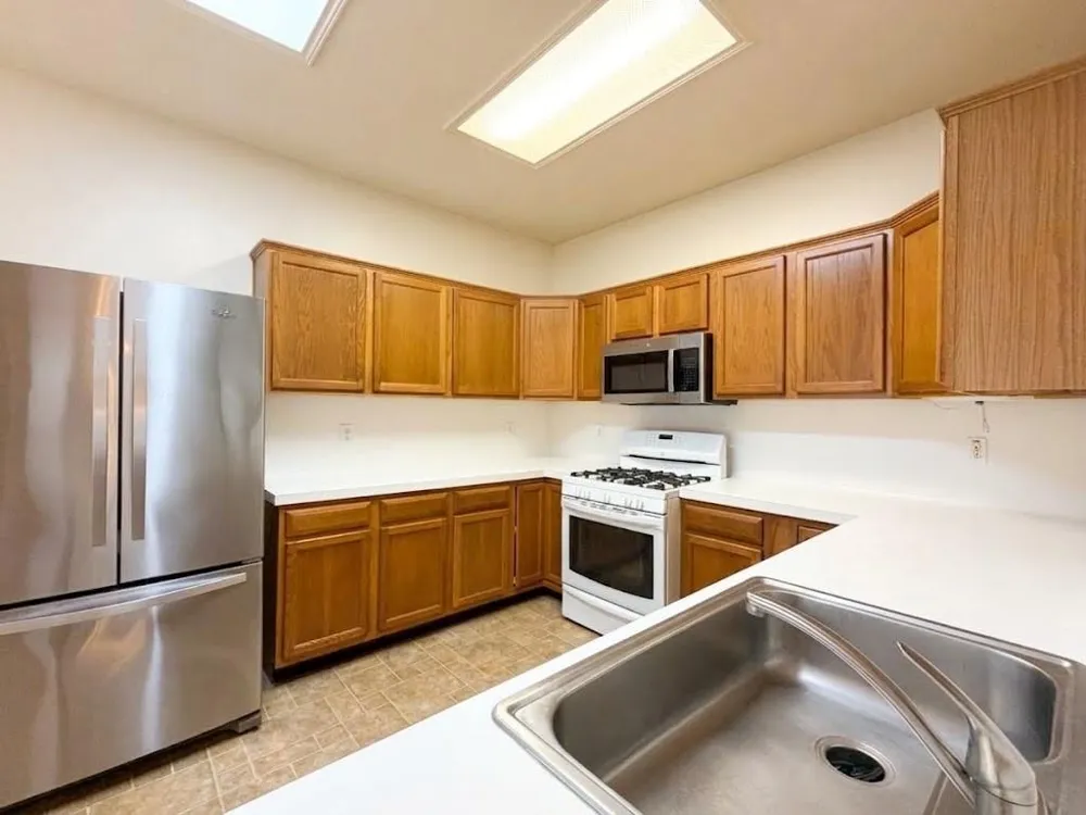 2710 Glen Cullen Lane Pearland, TX 77584