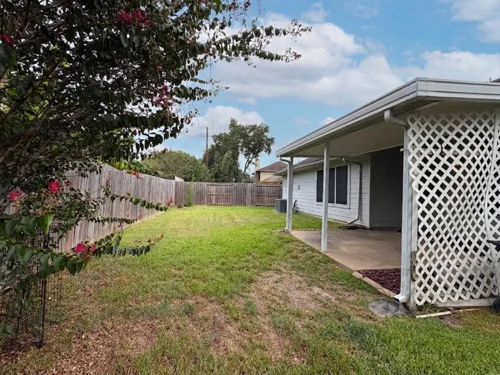 2710 Glen Cullen Lane Pearland, TX 77584