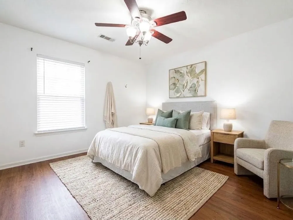 2710 Glen Cullen Lane Pearland, TX 77584