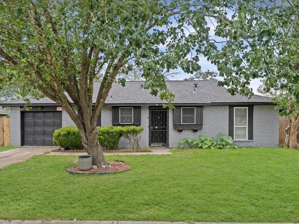 12206 Flushing Meadows Drive Houston, TX 77089