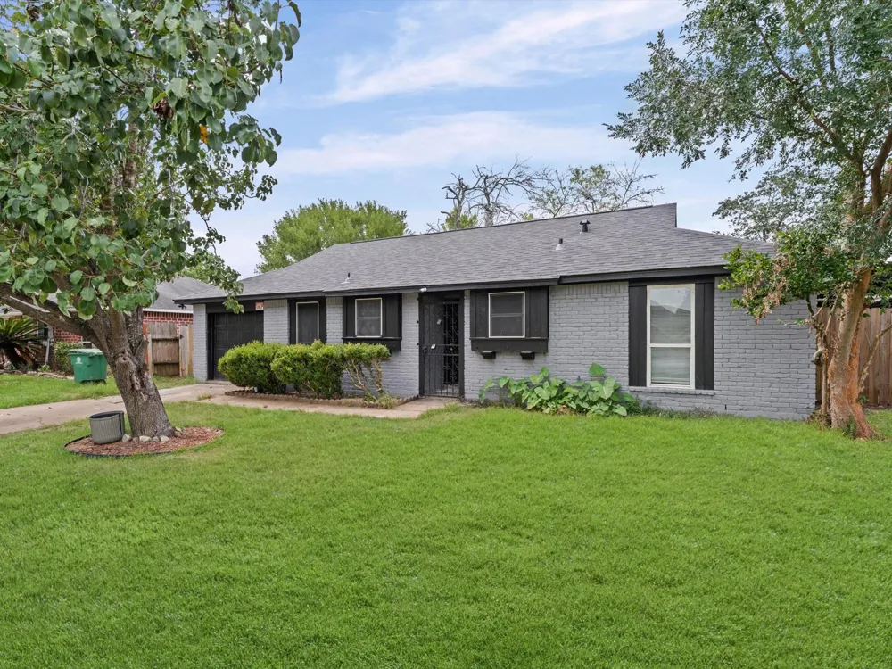 12206 Flushing Meadows Drive Houston, TX 77089