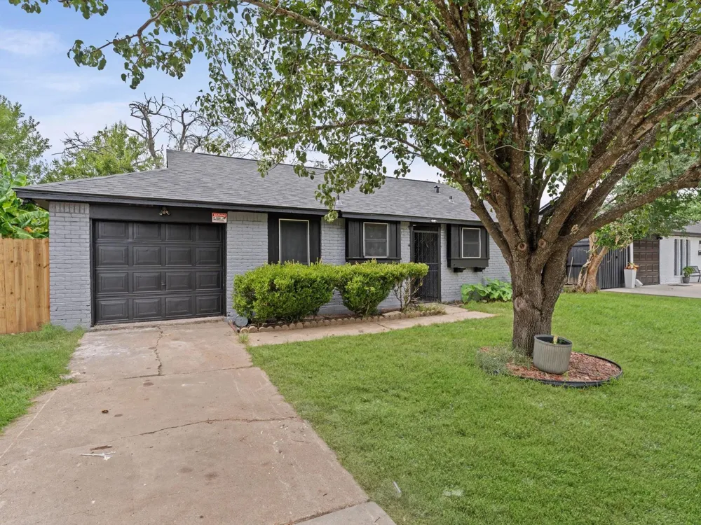 12206 Flushing Meadows Drive Houston, TX 77089