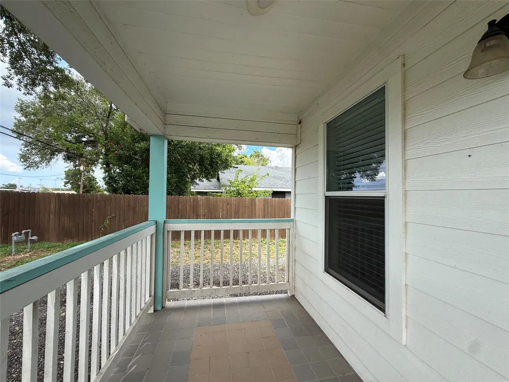 506 Thomason Street Willis, TX 77378