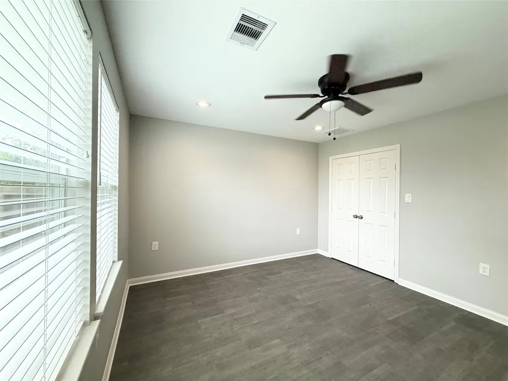 506 Thomason Street Willis, TX 77378