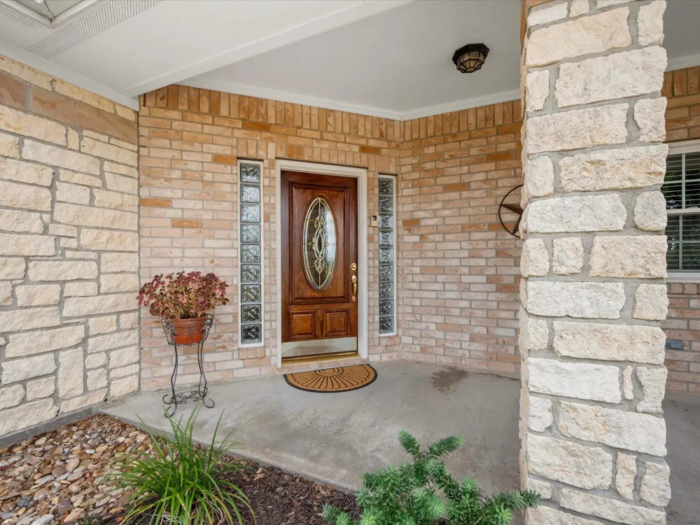19929 Pierceall Road Hempstead, TX 77445