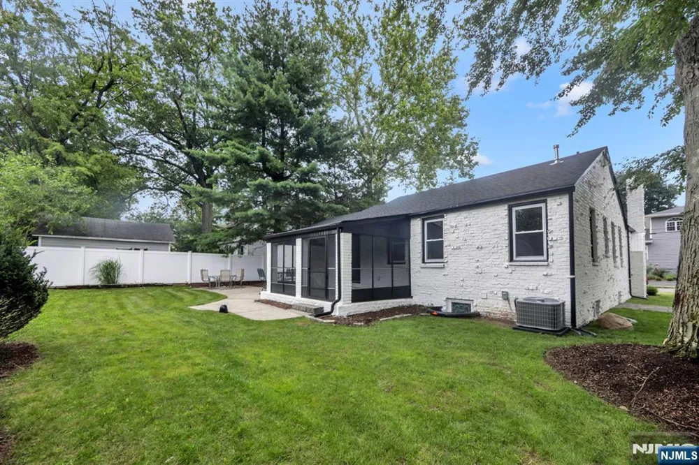 164 New York Avenue Dumont, NJ 07628