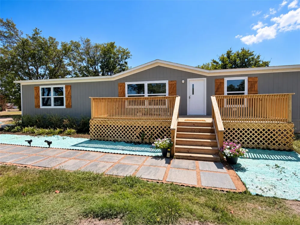 256 County Road 3101 Greenville, TX 75402