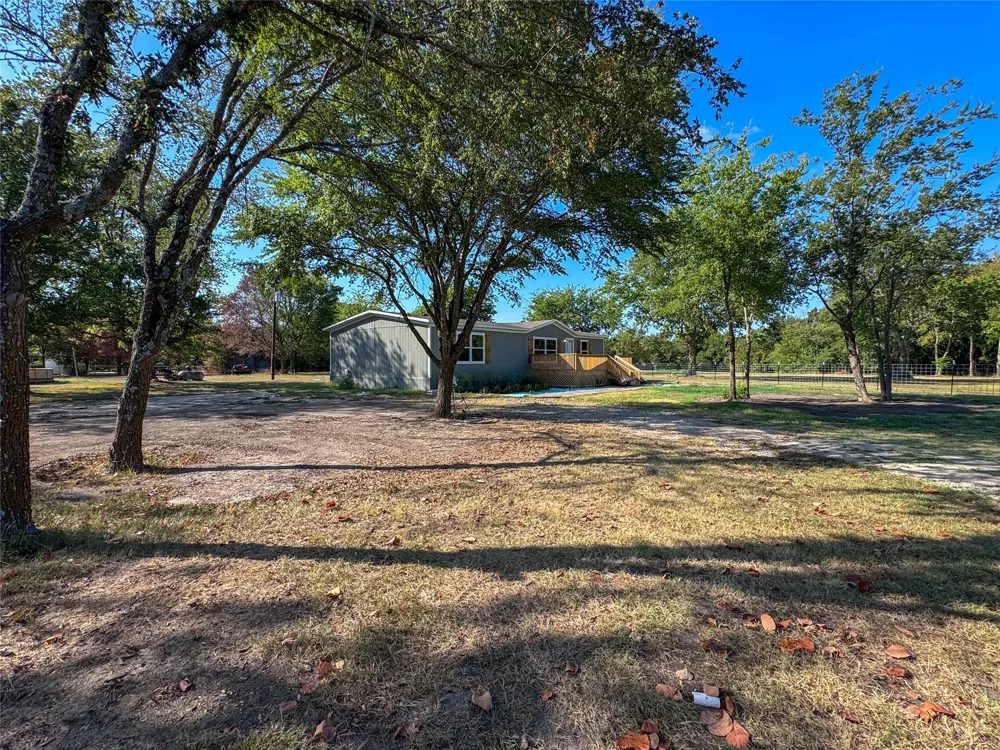 256 County Road 3101 Greenville, TX 75402